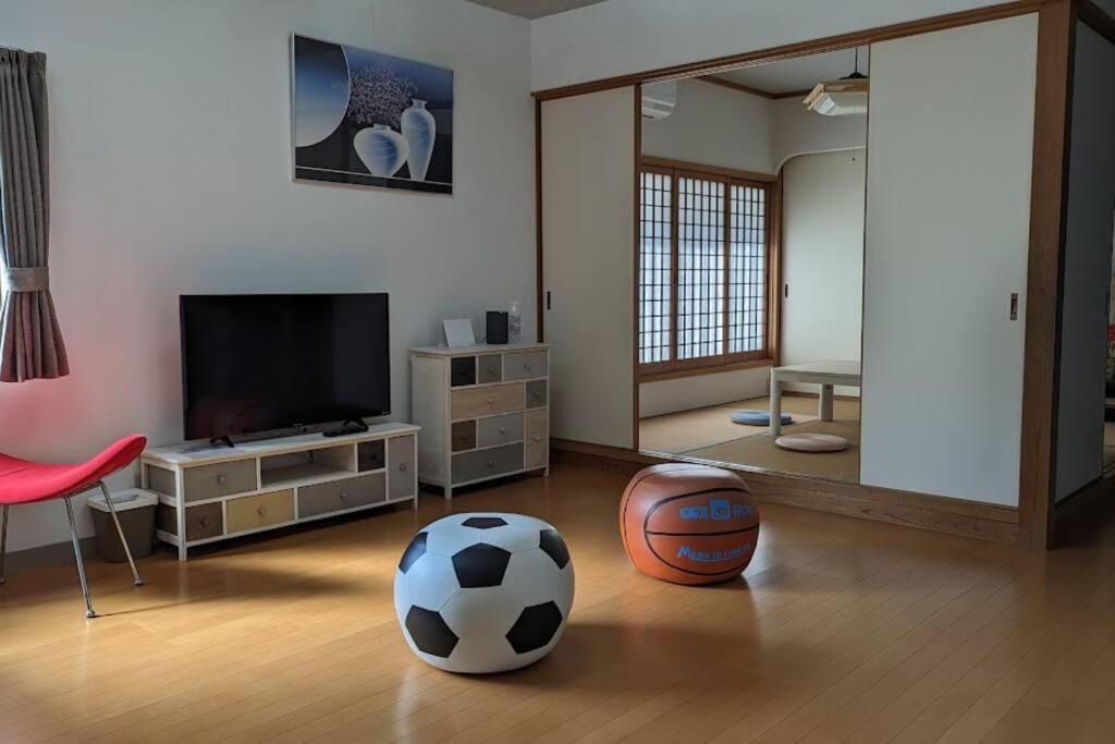 Roomy 4Br Home Sleeps 9／Shinosaka／Large Groups Eksteriør billede